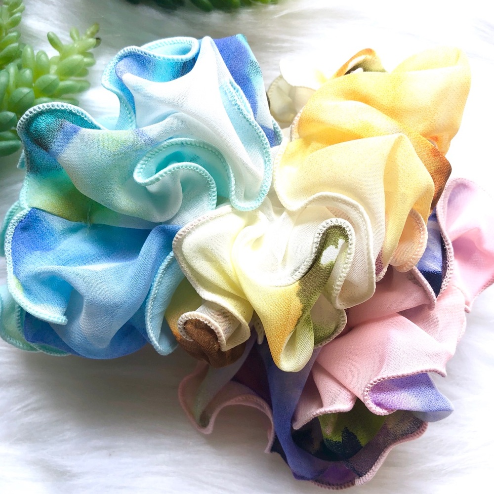 Anthropologie Ruffled Scrunchie Hair Pony Set NWT - Picture 3 of 8